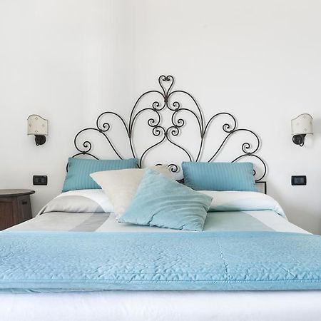 La Conca Del Sogno Hotel มัสซาลูเบรนเซ ภายนอก รูปภาพ